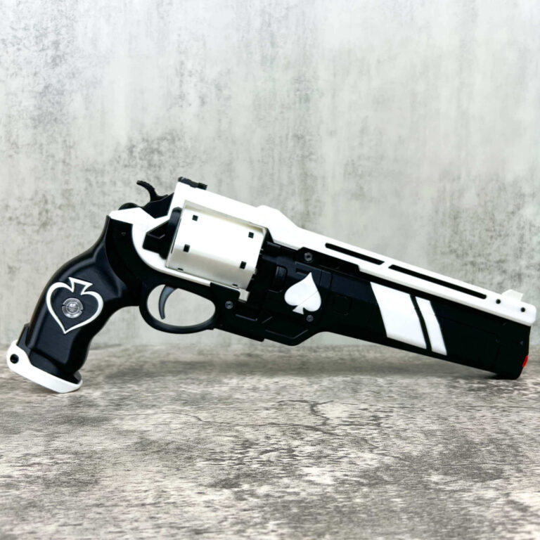 Destiny 2 Halloween Costume Guide: Cayde-6, Guardians & the Right Hand Cannon